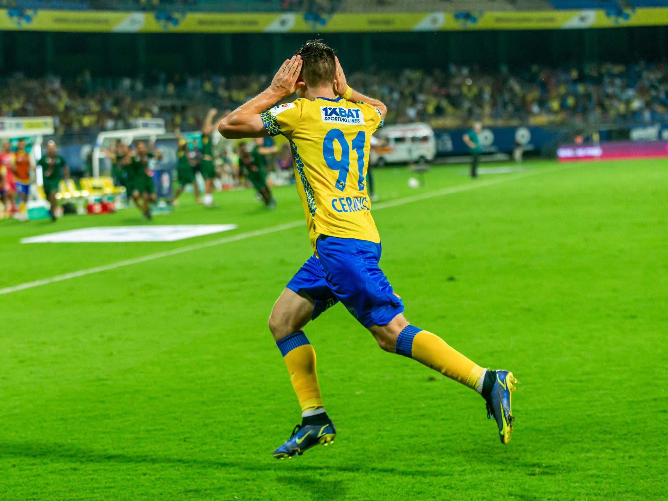 Kerala Blasters FC stund FC Goa by 4-2 win