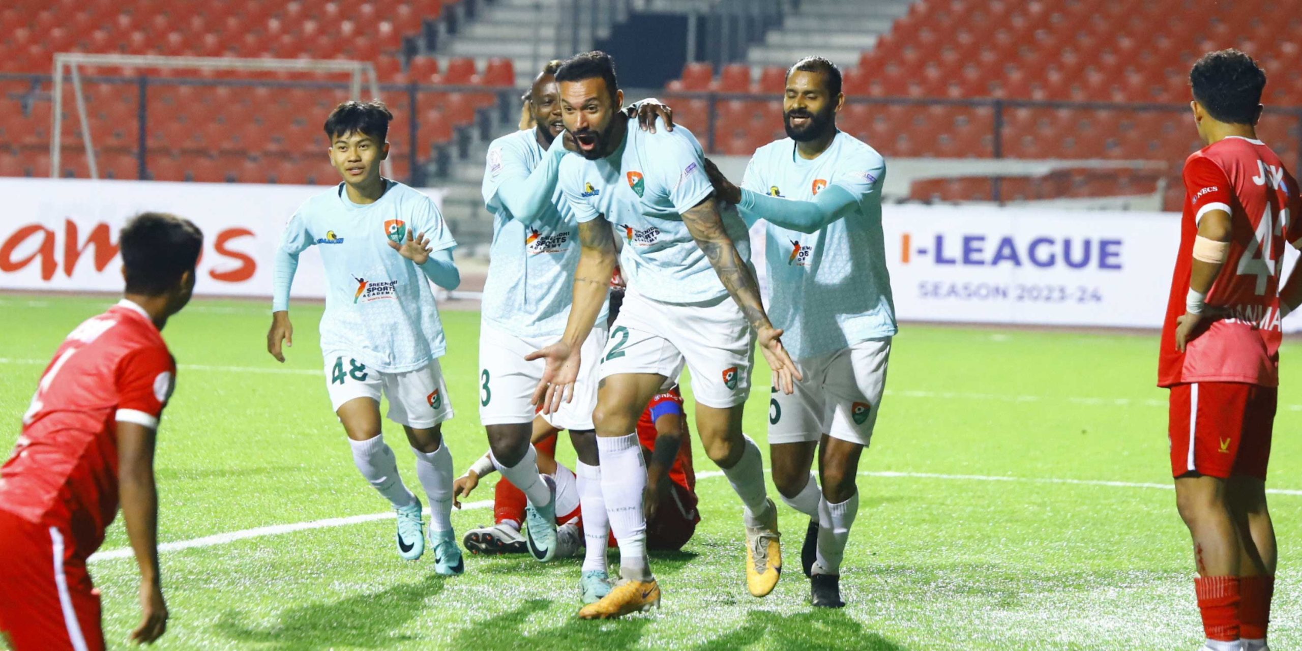 Sreenidi Deccan FC domanited Aizawl FC by 5-1