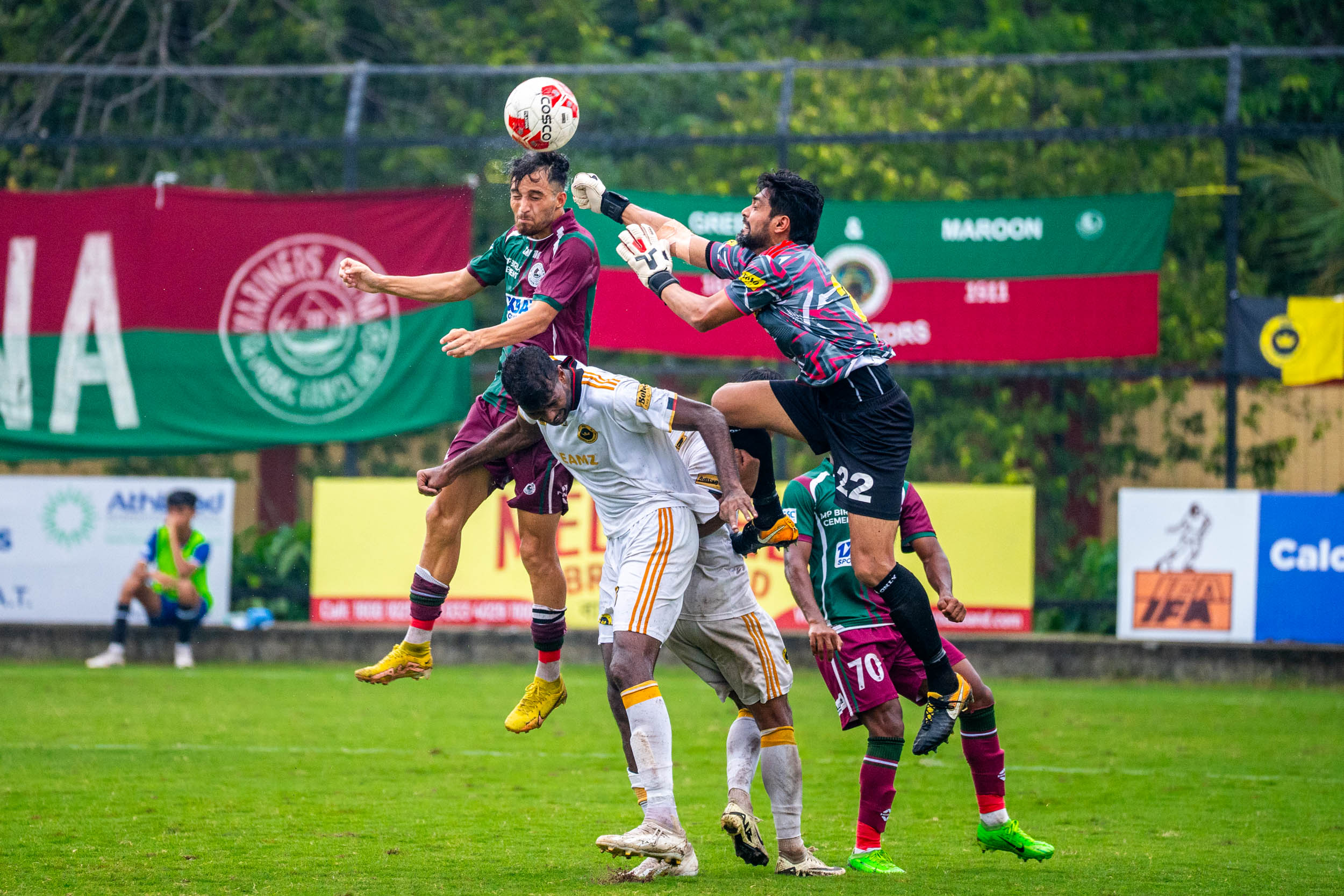 Mohun Bagan Super Giant draw against ASOS Rainbow in CFL 2024