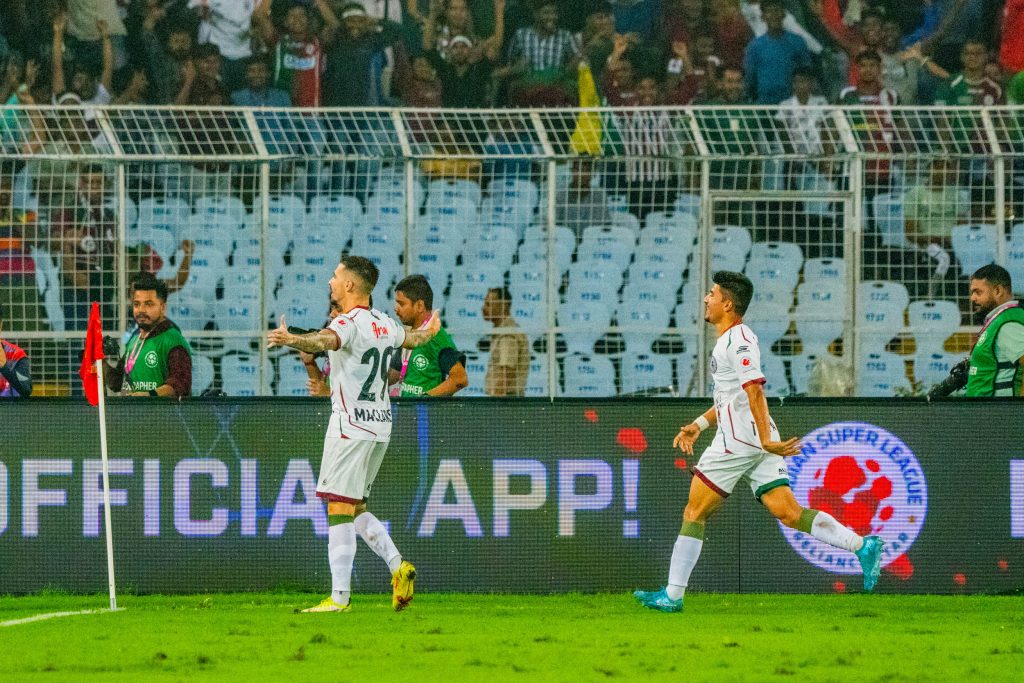 Jamie Maclaren of Mohun Bagan SG after scoring against East Bengal FC in ISL 2024-25