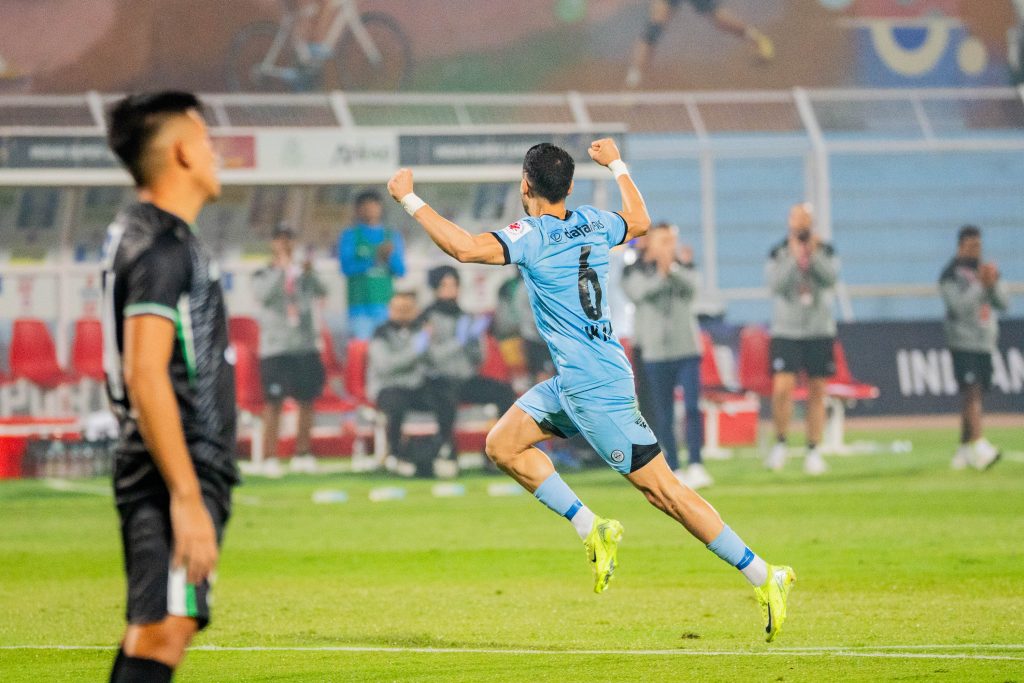 VP Singh of Mumbai City FC celebrating after scoring against Mohammedan SC