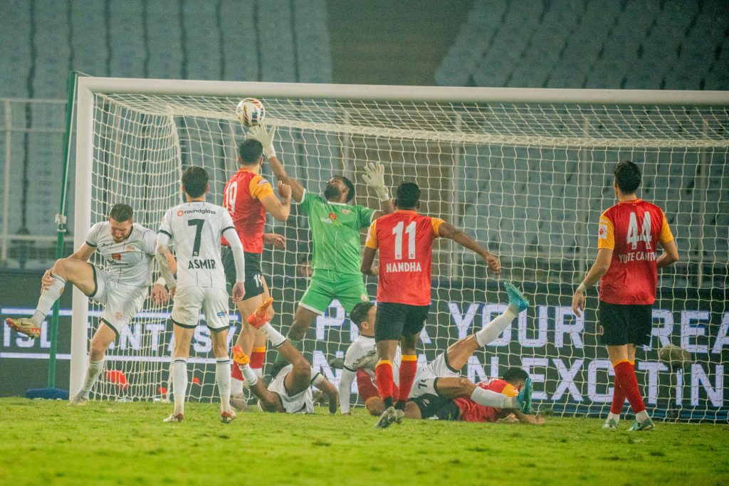 Hijazi Maher of East Bengal FC goal scoring header