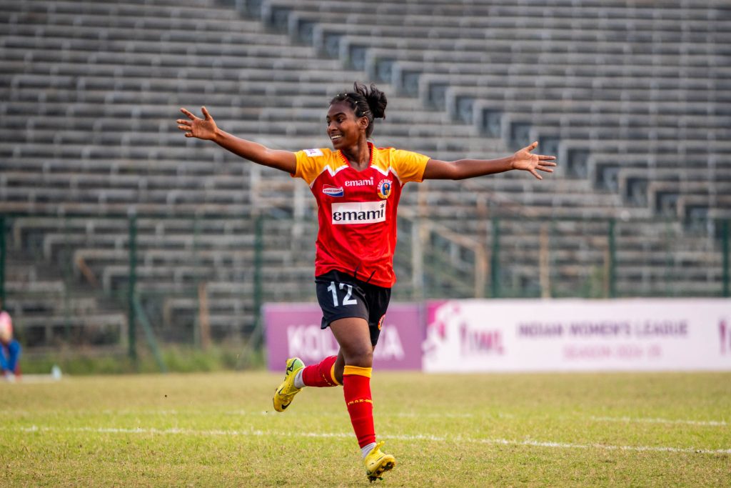 Sandhiya of East Bengal FC celebrating after her goal against Sethu FC