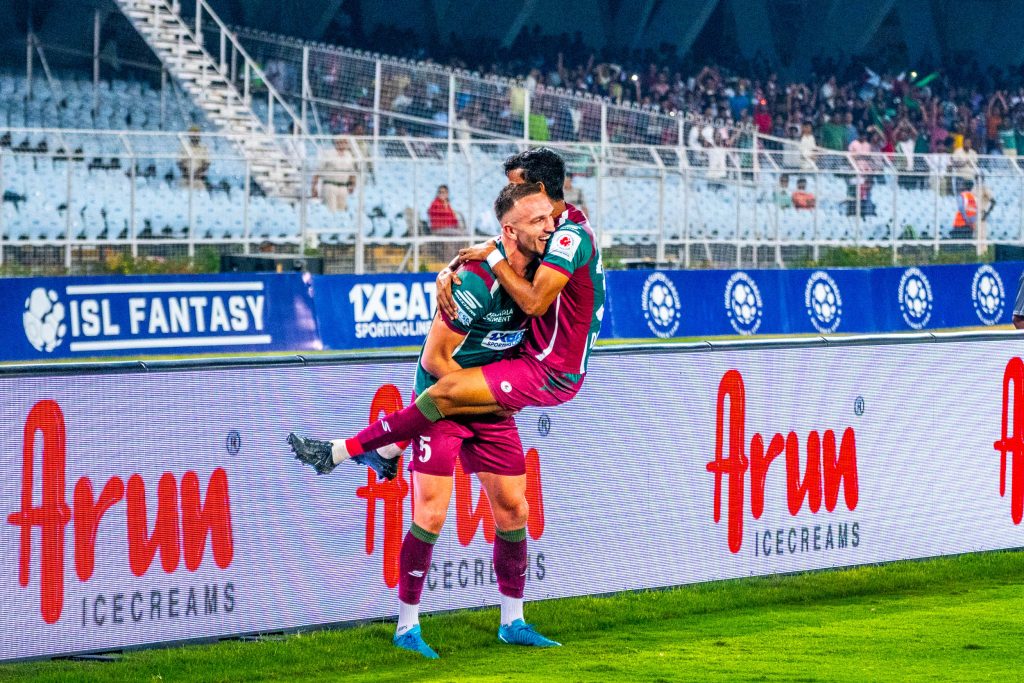 Mohun Bagan SG celebrating own goal by FC Goa