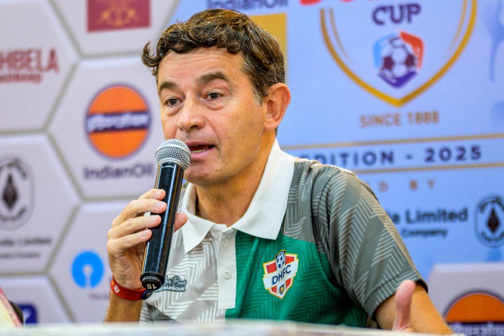 Kibu Vicuna coach of Diamond Harbour FC
