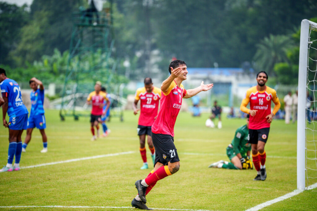 Saul Crespo of East Bengal after scoring from a header