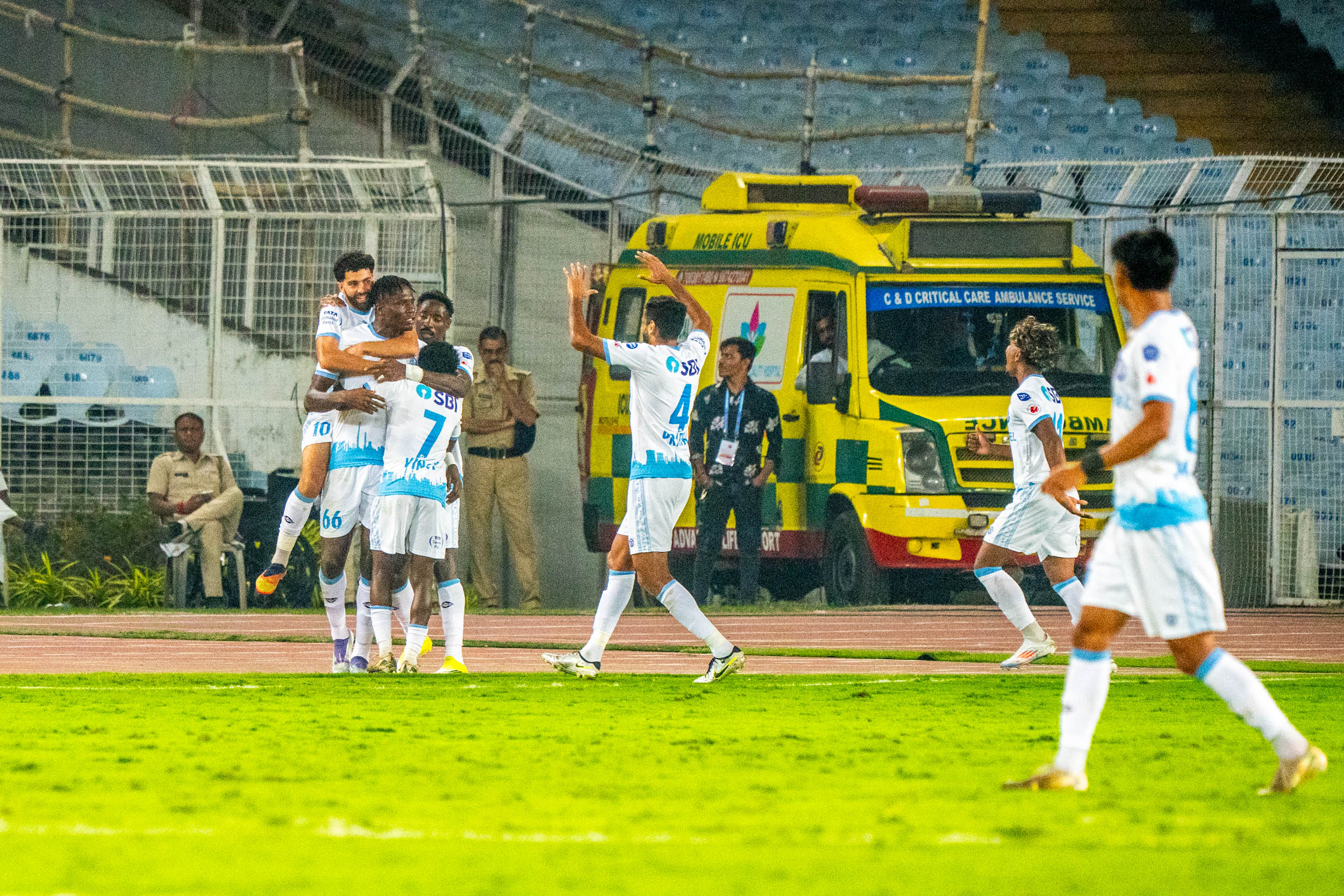 ISL 2025-26 – East Bengal FC vs Jamshedpur FC