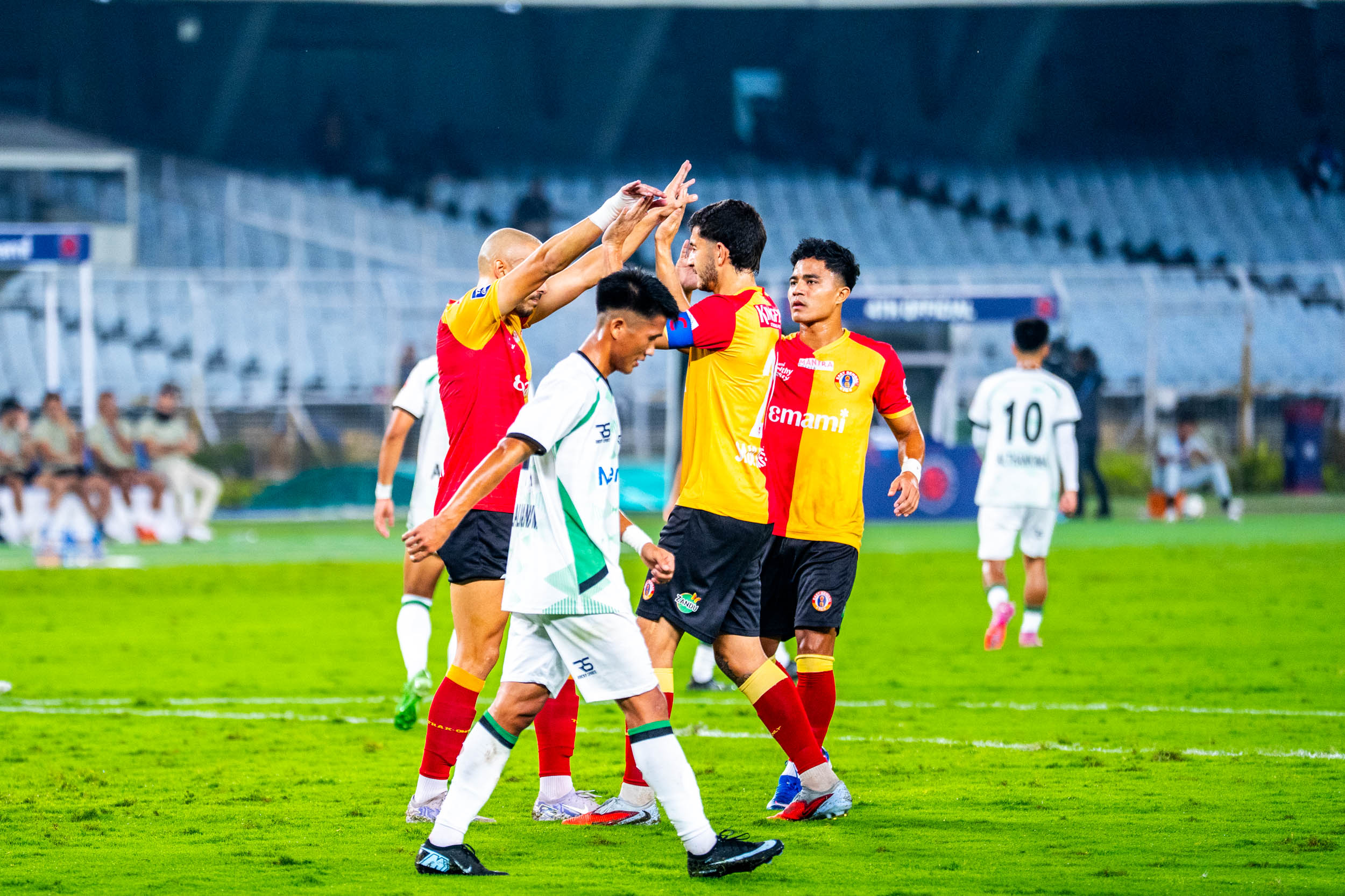 Ezzejjari celebrating his goal from penalty