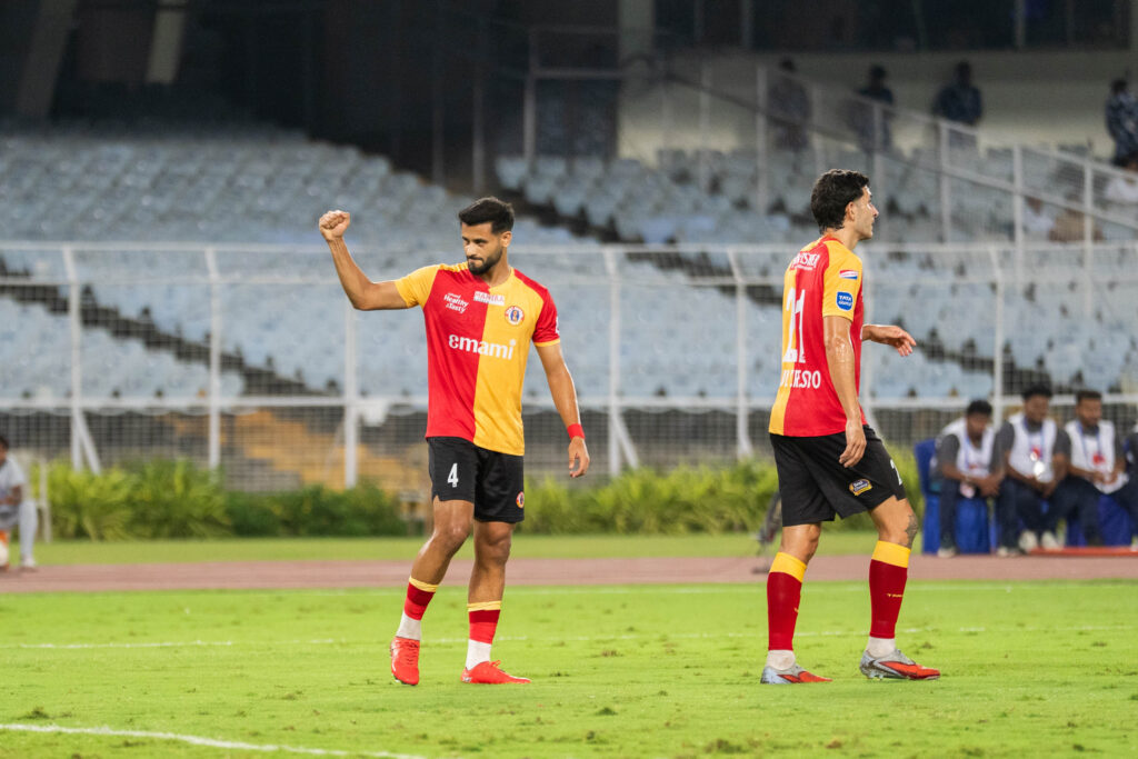 Anwar Ali celebrating equalizer