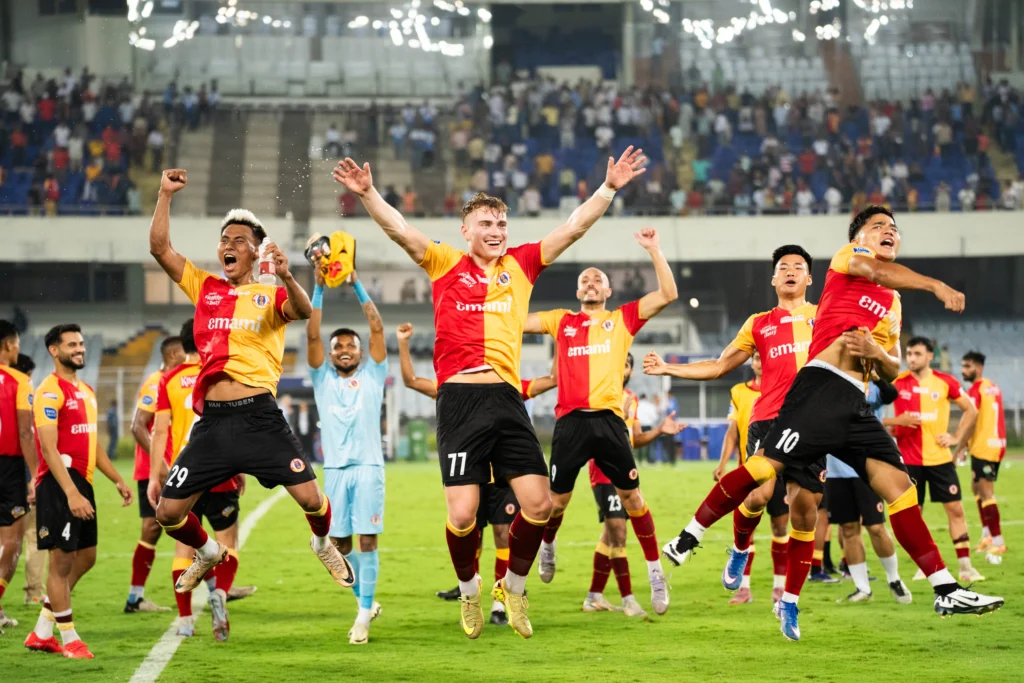 East Bengal FC drew against Bengaluru FC with 10 men