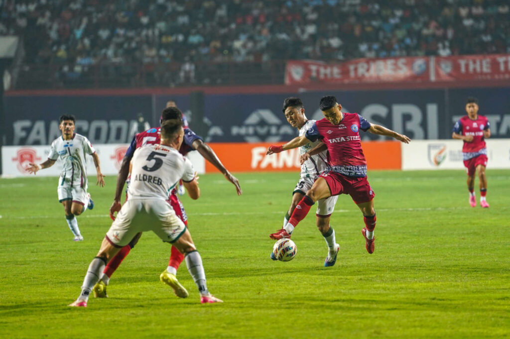 Heartbreak for Mohun Bagan! Last-Gasp Goal Denies Crucial Win Against Jamshedpur FC