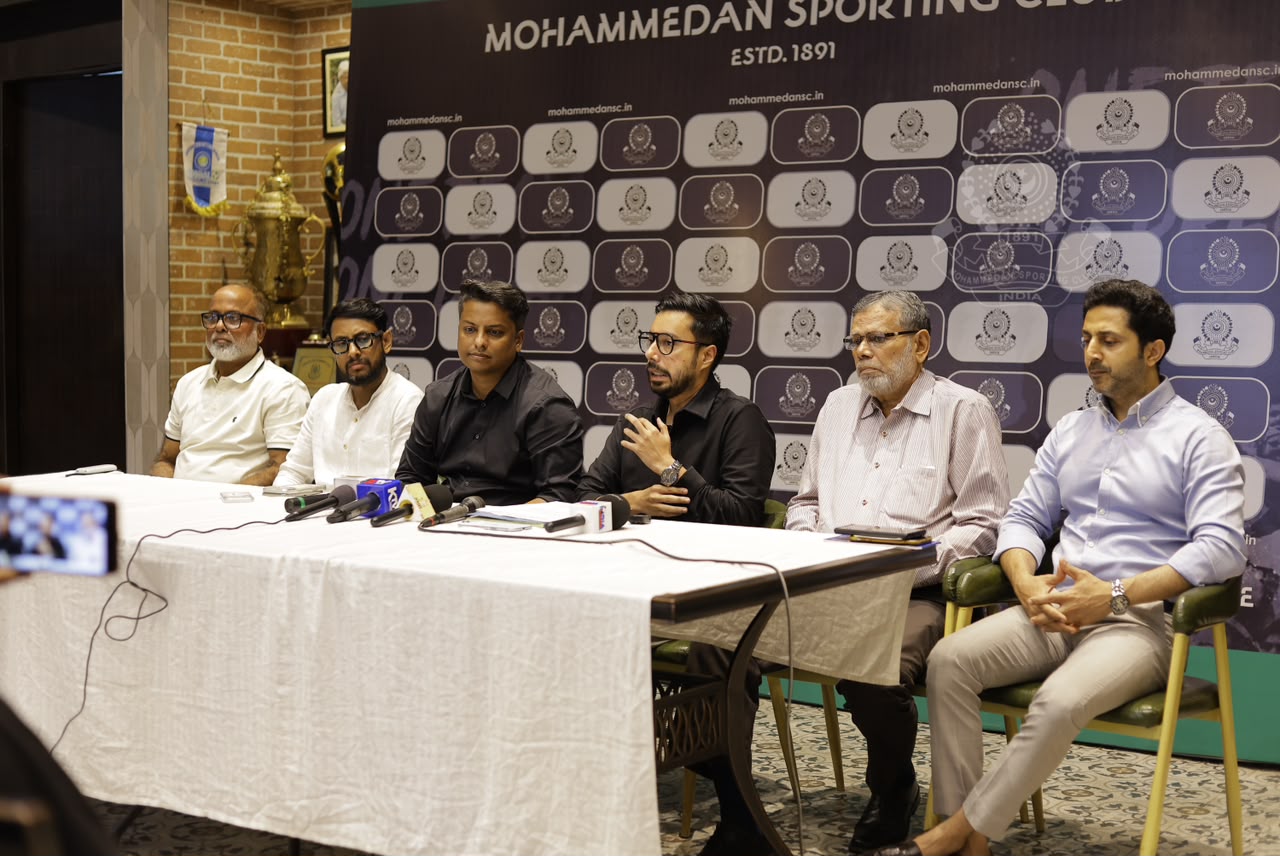 Mohammedan Sporting Club has served statutory legal notices against former investor Humayun Kabir after two ₹50 lakh cheques were allegedly dishonoured