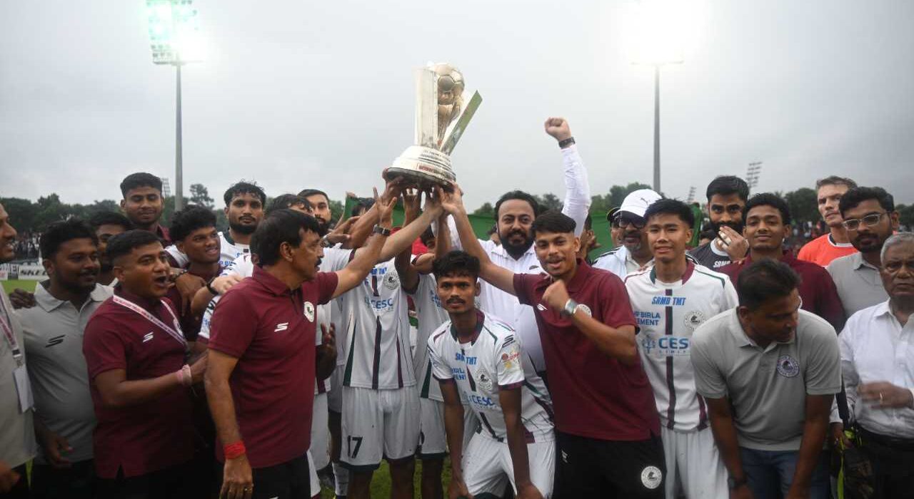 Mohun Bagan lift the CFL 2026 trophy