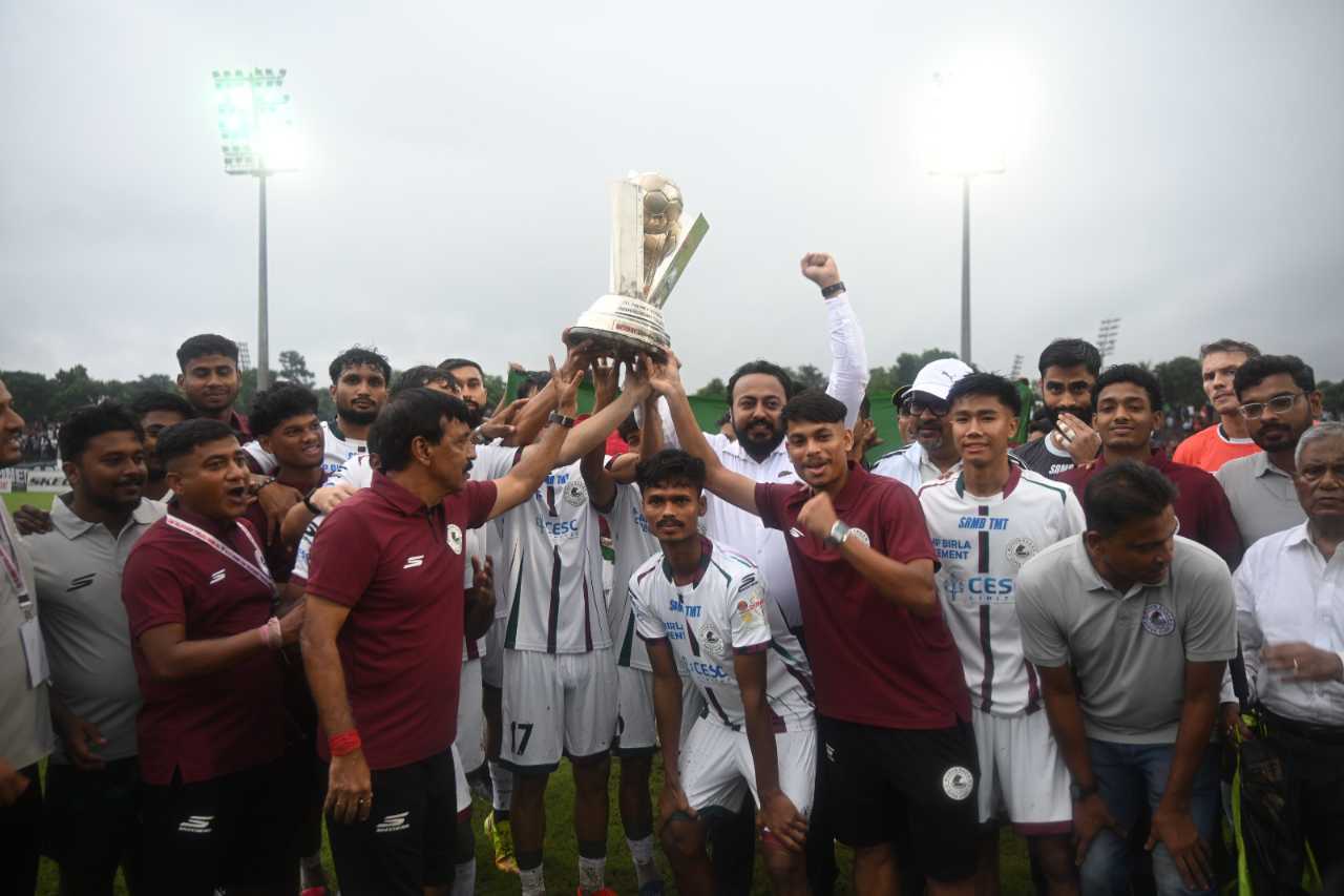 Mohun Bagan lift the CFL 2026 trophy