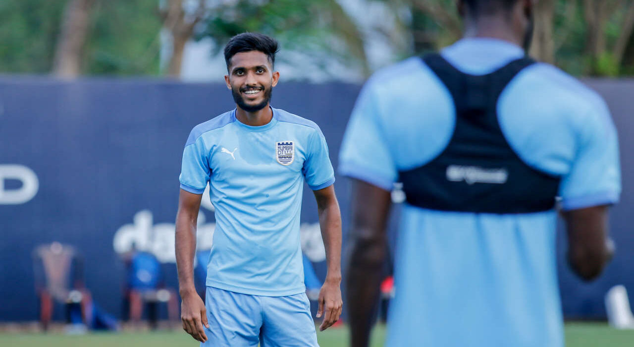 Farukh Choudhary returns to Mumbai City FC on a deal until 2026-27