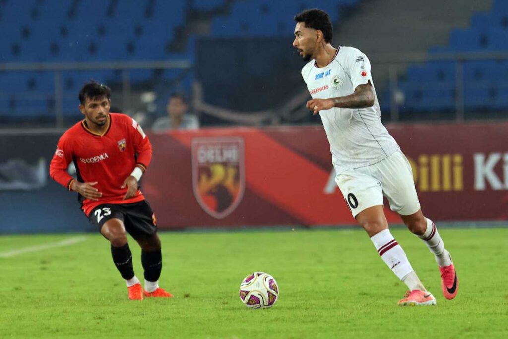 Mohun Bagan staged a thrilling comeback to beat Sporting Delhi 2-1